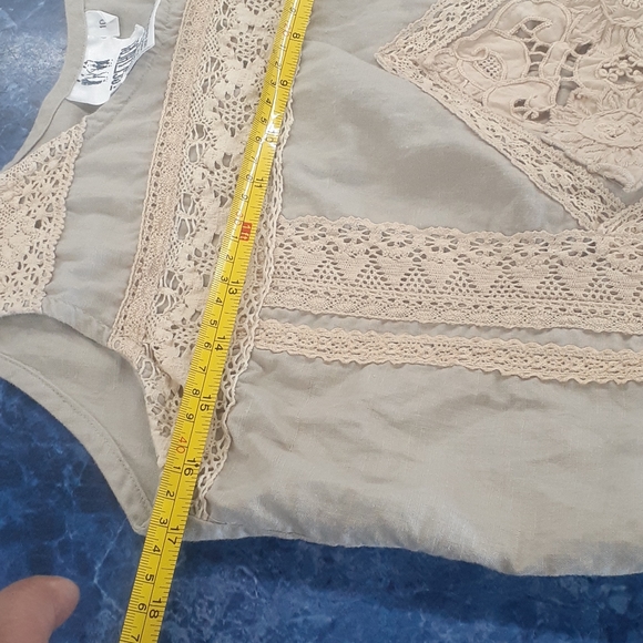 TOGETHER Tan Nude Sleeveless Blouse Lace trim 10 - Picture 5 of 9